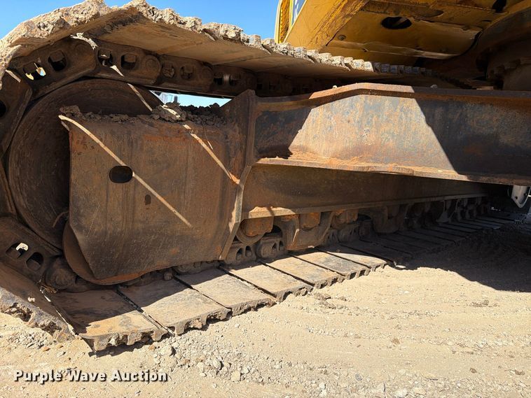 image for item FM8015 2017 Komatsu PC360LC-11 excavator