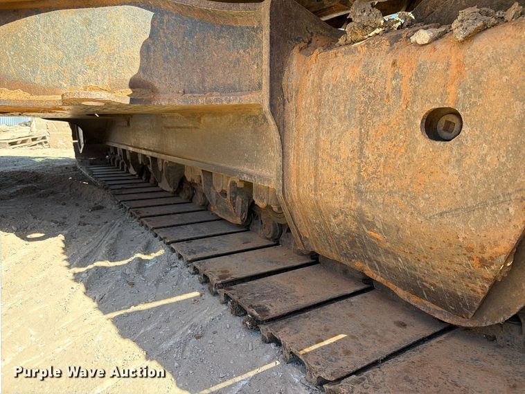 image for item FM8015 2017 Komatsu PC360LC-11 excavator