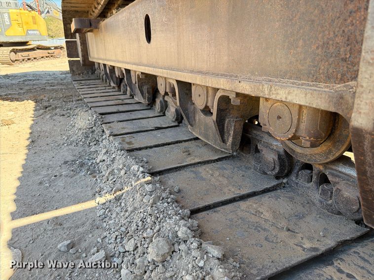 image for item FM8015 2017 Komatsu PC360LC-11 excavator
