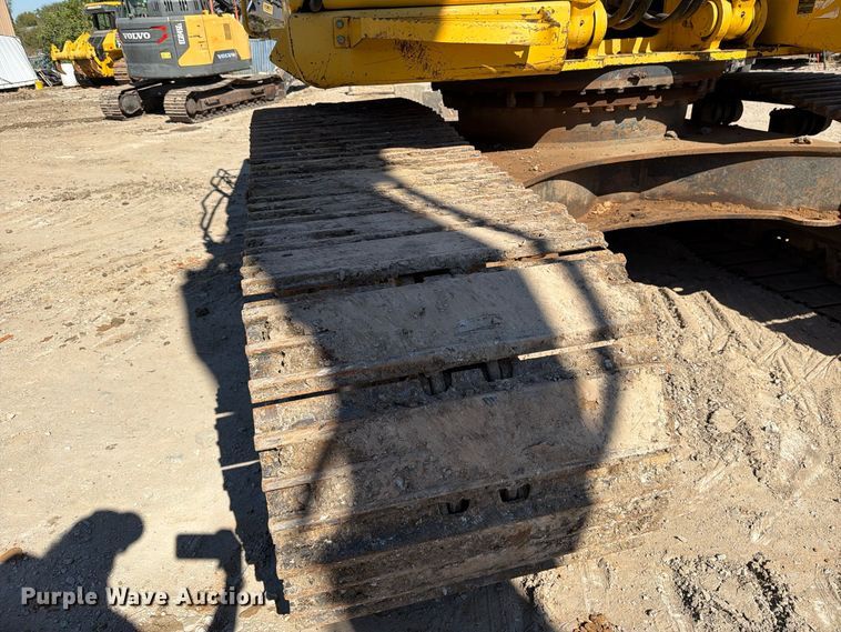 image for item FM8015 2017 Komatsu PC360LC-11 excavator