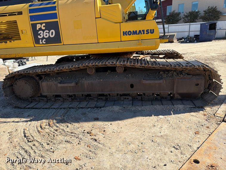 image for item FM8015 2017 Komatsu PC360LC-11 excavator