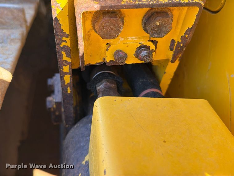 image for item FM8016 2023 Komatsu D71PX dozer