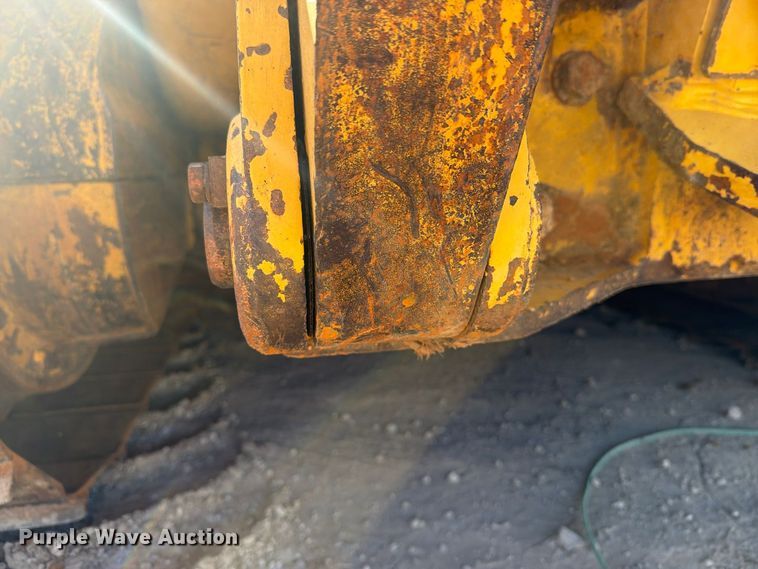 image for item FM8016 2023 Komatsu D71PX dozer