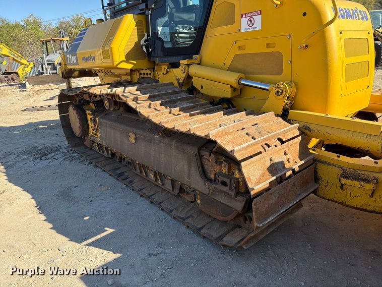 image for item FM8016 2023 Komatsu D71PX dozer