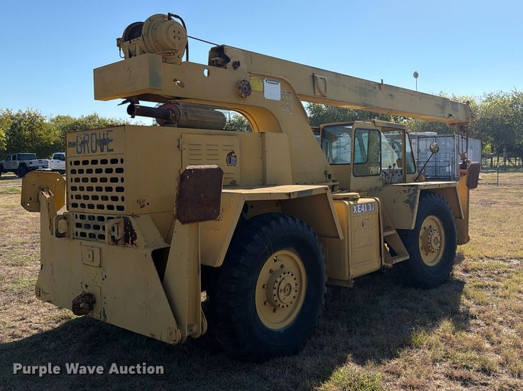 image for item FM8020 1980 Grove RT84MC crane