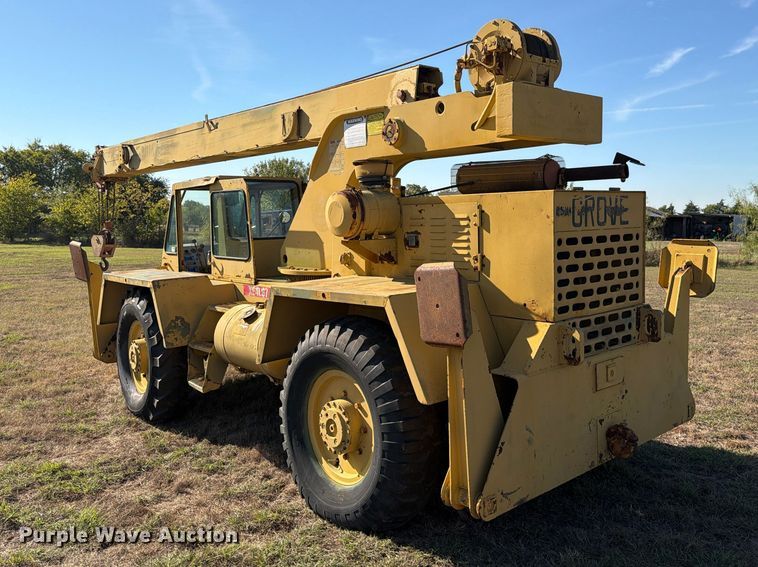 image for item FM8020 1980 Grove RT84MC crane