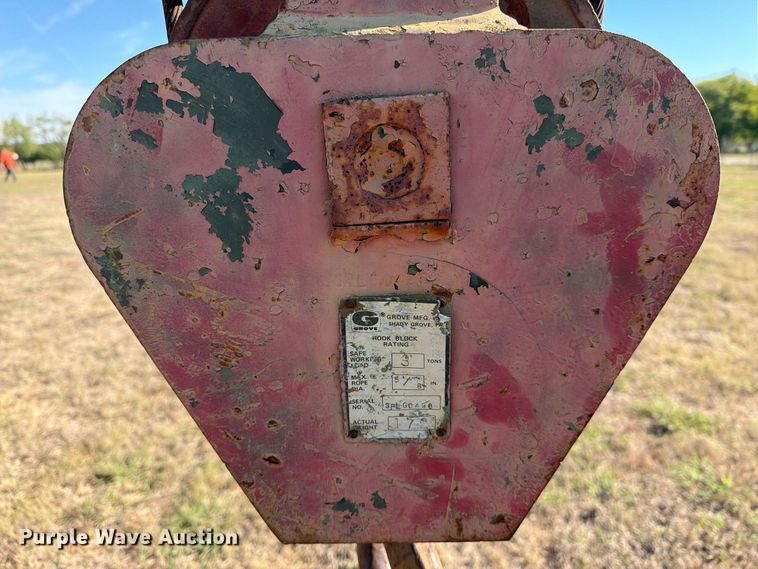 image for item FM8020 1980 Grove RT84MC crane