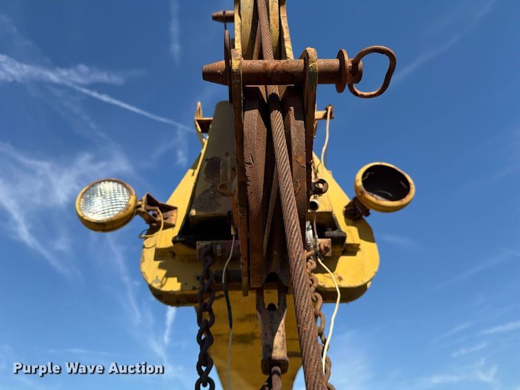 image for item FM8020 1980 Grove RT84MC crane