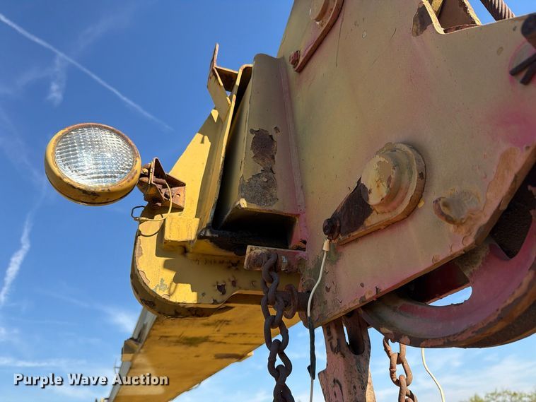 image for item FM8020 1980 Grove RT84MC crane