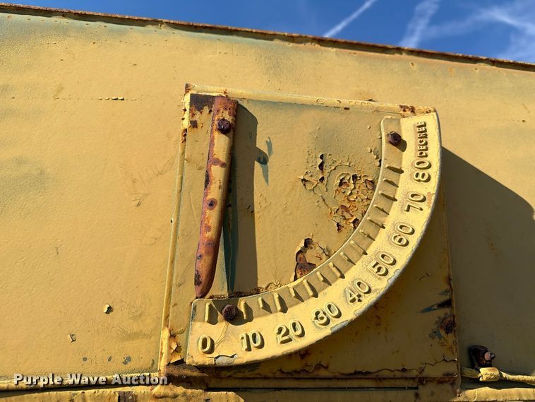 image for item FM8020 1980 Grove RT84MC crane
