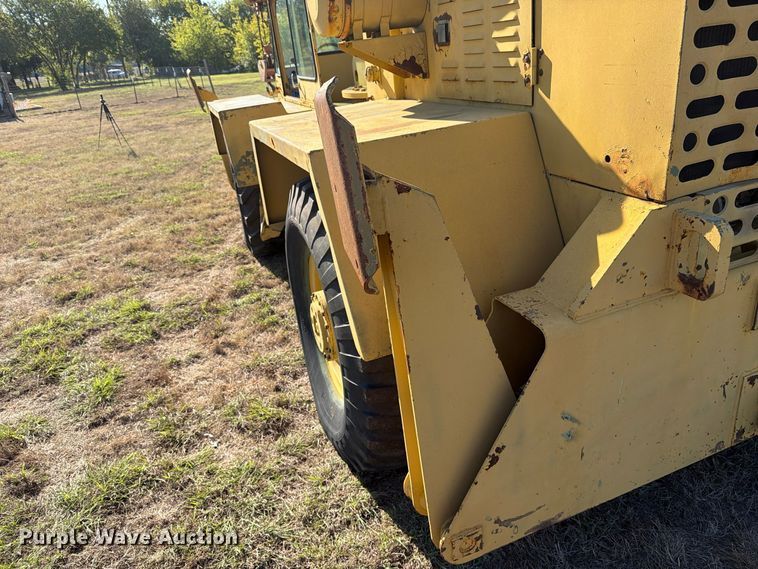 image for item FM8020 1980 Grove RT84MC crane