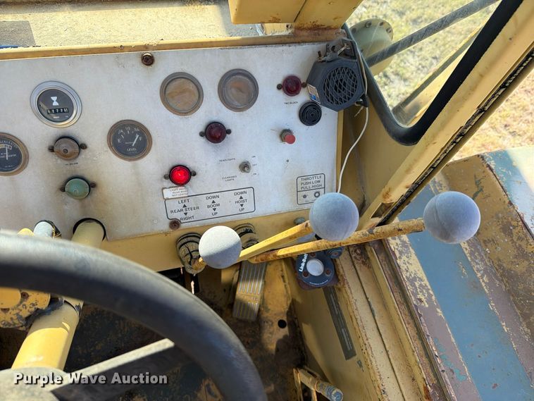 image for item FM8020 1980 Grove RT84MC crane