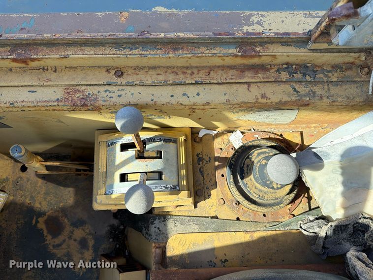 image for item FM8020 1980 Grove RT84MC crane