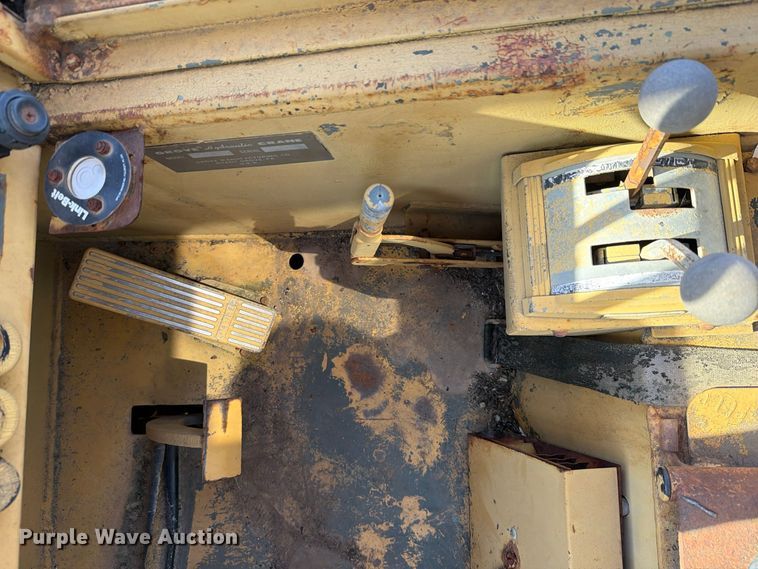 image for item FM8020 1980 Grove RT84MC crane