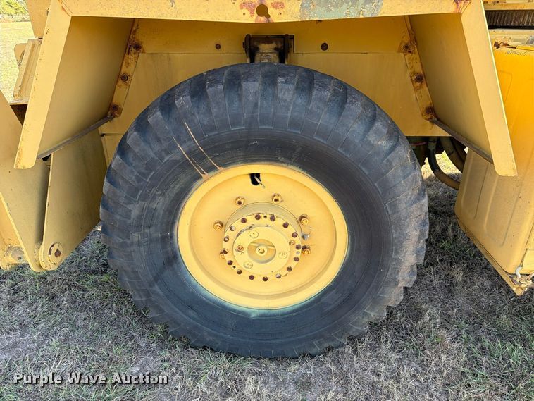 image for item FM8020 1980 Grove RT84MC crane