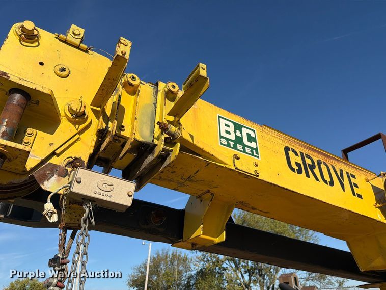 image for item FN1528 1986 Grove AP308 crane