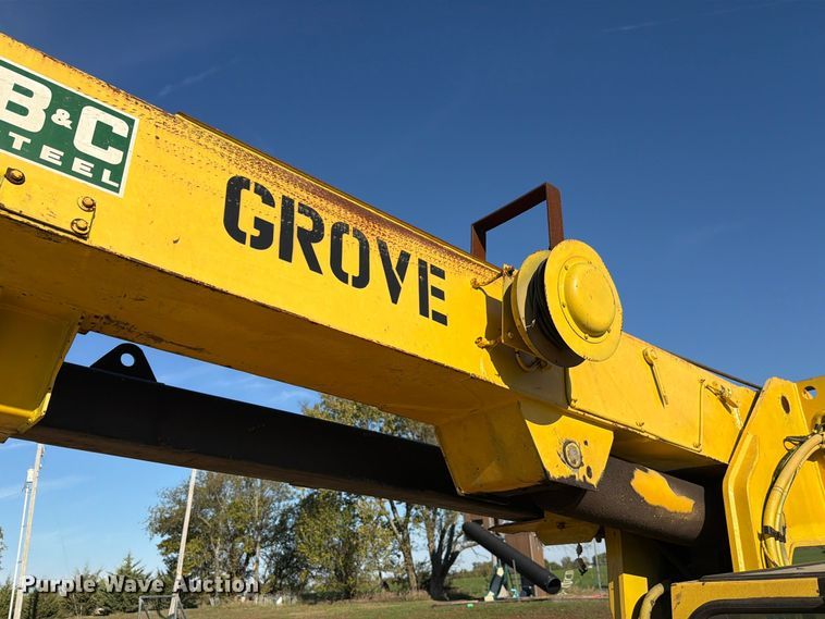 image for item FN1528 1986 Grove AP308 crane