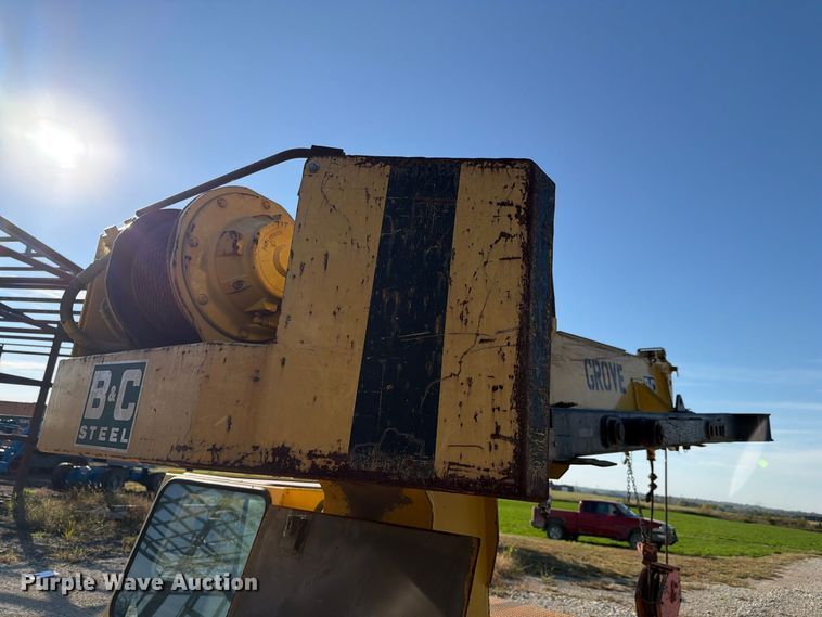 image for item FN1528 1986 Grove AP308 crane