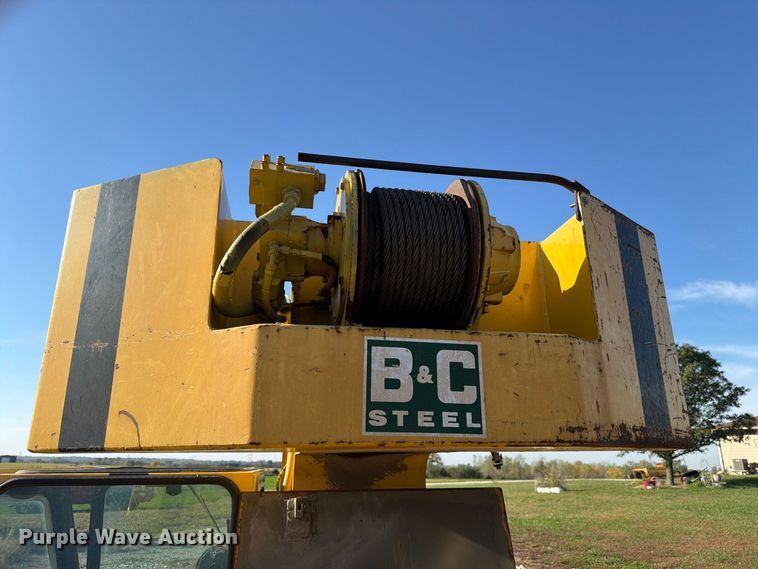 image for item FN1528 1986 Grove AP308 crane