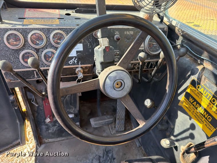 image for item FN1528 1986 Grove AP308 crane