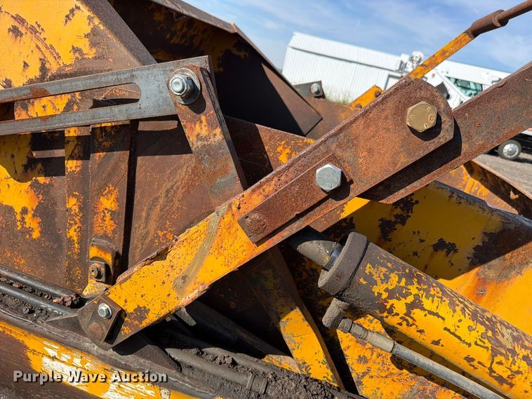 image for item FN1529 Midland scraper