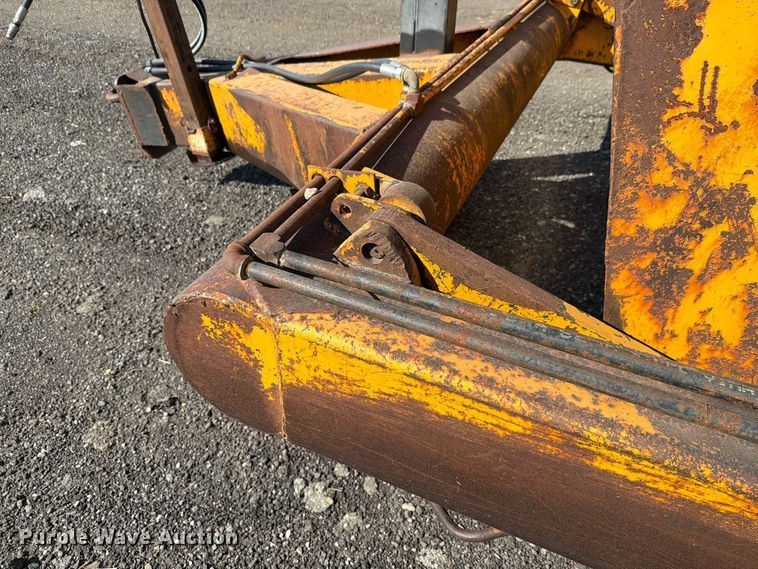 image for item FN1529 Midland scraper