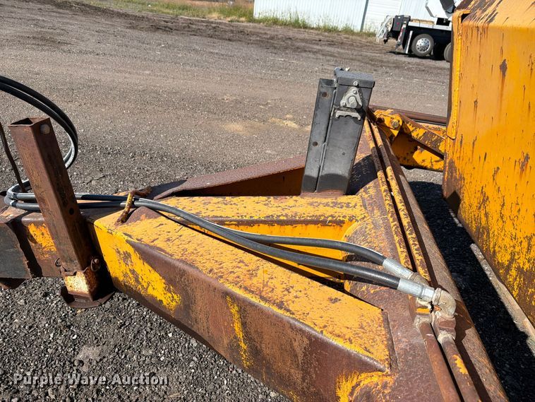 image for item FN1529 Midland scraper