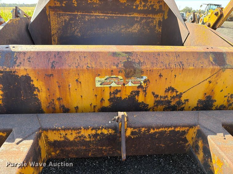 image for item FN1529 Midland scraper