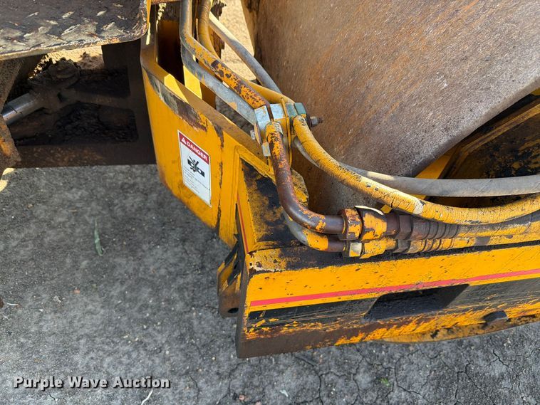 image for item FN1530 1993 Ingersoll Rand DD-65 double drum vibratory roller