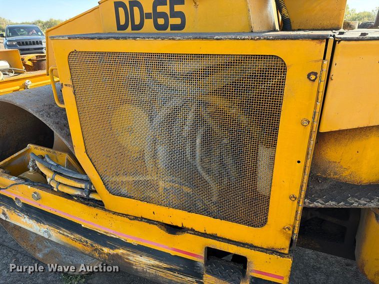image for item FN1530 1993 Ingersoll Rand DD-65 double drum vibratory roller