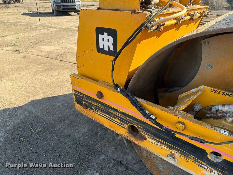 image for item FN1530 1993 Ingersoll Rand DD-65 double drum vibratory roller