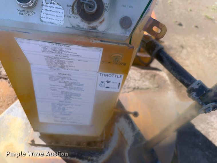 image for item FN1530 1993 Ingersoll Rand DD-65 double drum vibratory roller