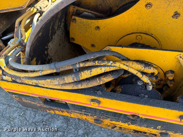 image for item FN1530 1993 Ingersoll Rand DD-65 double drum vibratory roller