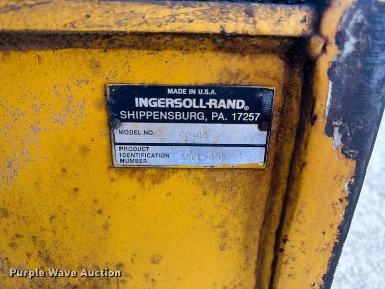 image for item FN1530 1993 Ingersoll Rand DD-65 double drum vibratory roller