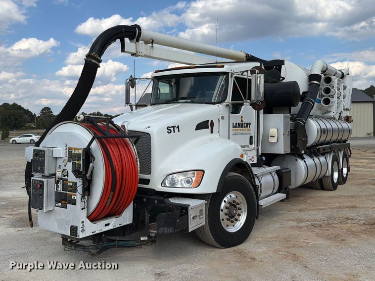 Photo of 2011 Kenworth T440