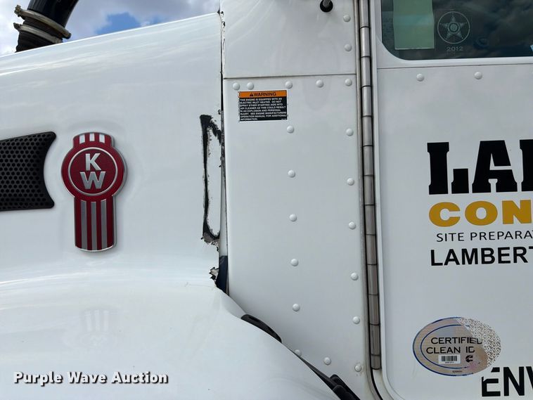 2011 Kenworth T440