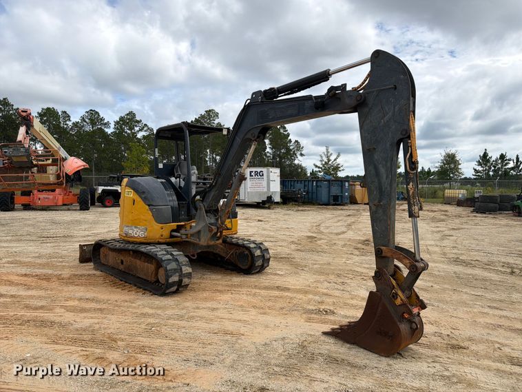 image for item FN2070 2020 John Deere 50G mini excavator