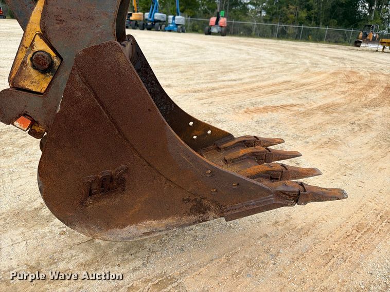 image for item FN2070 2020 John Deere 50G mini excavator