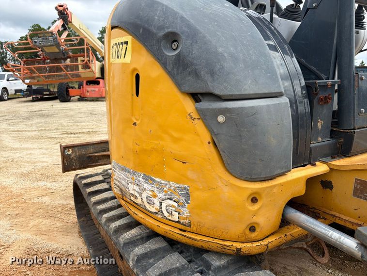 image for item FN2070 2020 John Deere 50G mini excavator