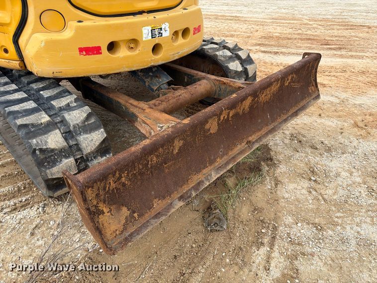 image for item FN2070 2020 John Deere 50G mini excavator