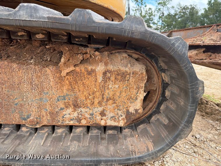 image for item FN2070 2020 John Deere 50G mini excavator