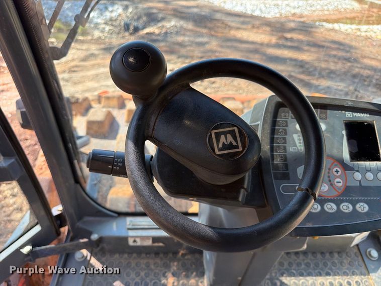 image for item FN2071 2016 Hamm H10iP single drum vibratory roller