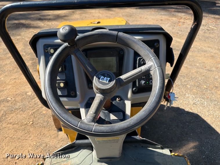 image for item FN2072 2019 Caterpillar CB-24B double drum vibratory roller