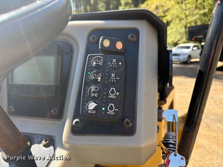 image for item FN2072 2019 Caterpillar CB-24B double drum vibratory roller