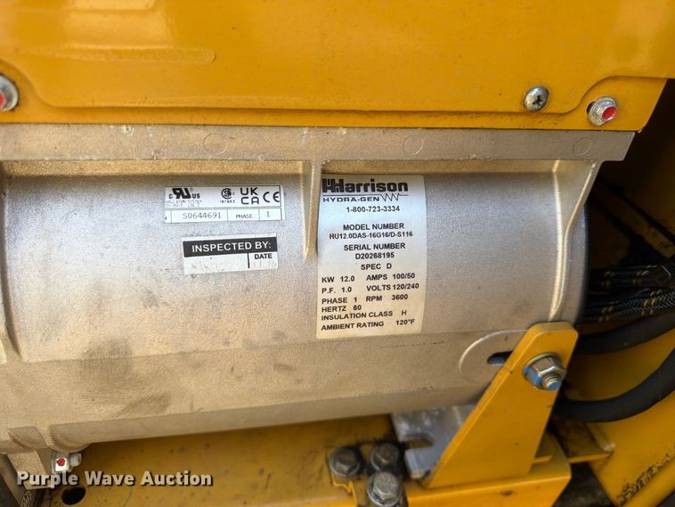 image for item FN2073 2023 Weiler P385B paver