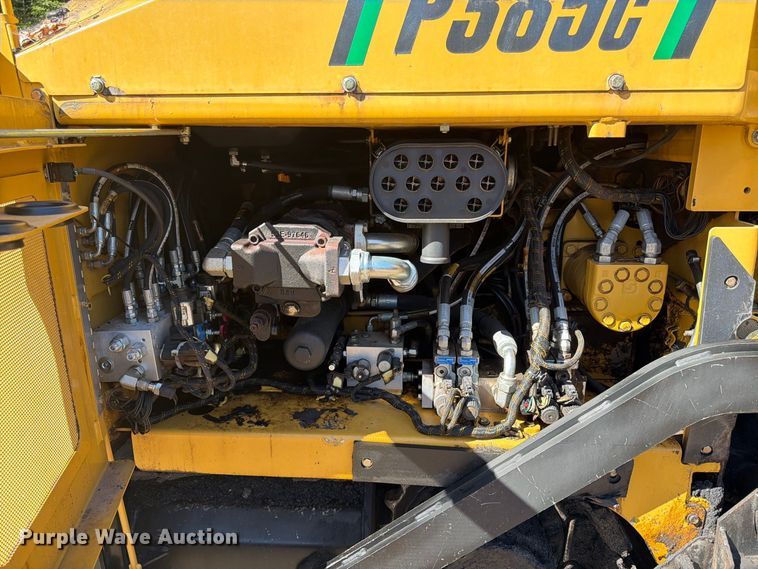 image for item FN2073 2023 Weiler P385B paver