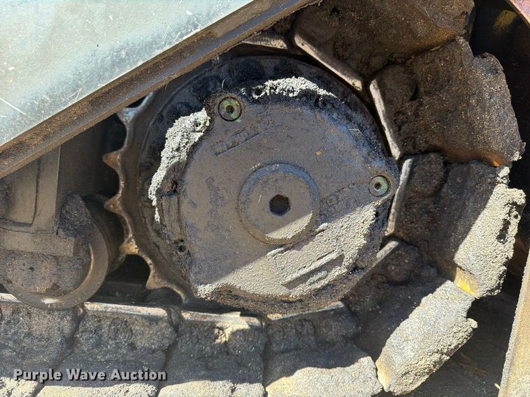 image for item FN2073 2023 Weiler P385B paver