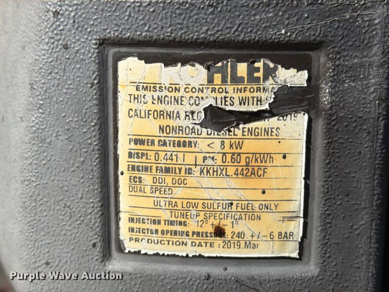 image for item FN2075 2021 Weiler TT300 asphalt trailer