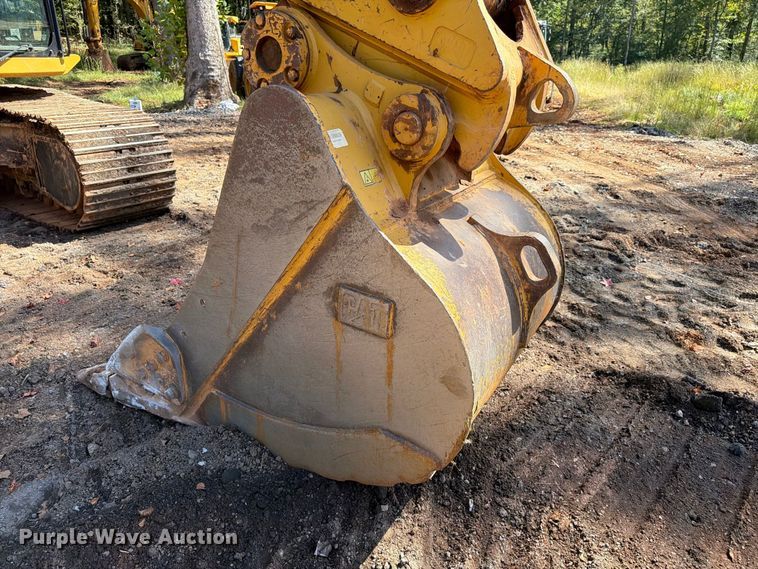 image for item FN2076 2021 Caterpillar 336 excavator