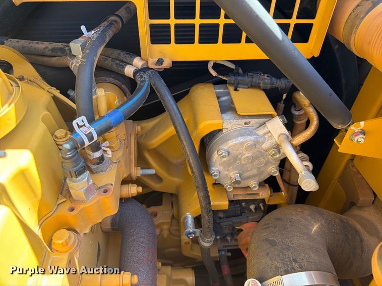 image for item FN2076 2021 Caterpillar 336 excavator